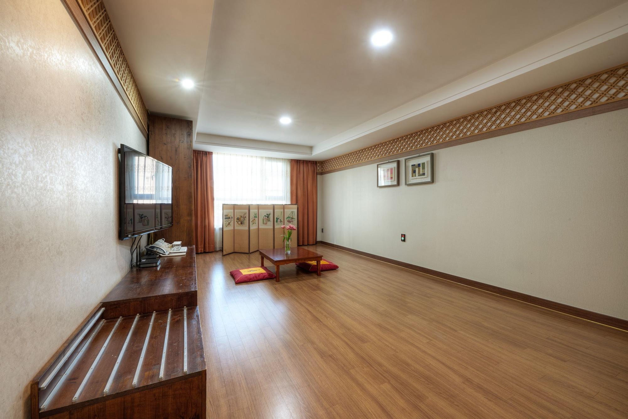 Gyeongju Gg Tourist Hotel Zewnętrze zdjęcie