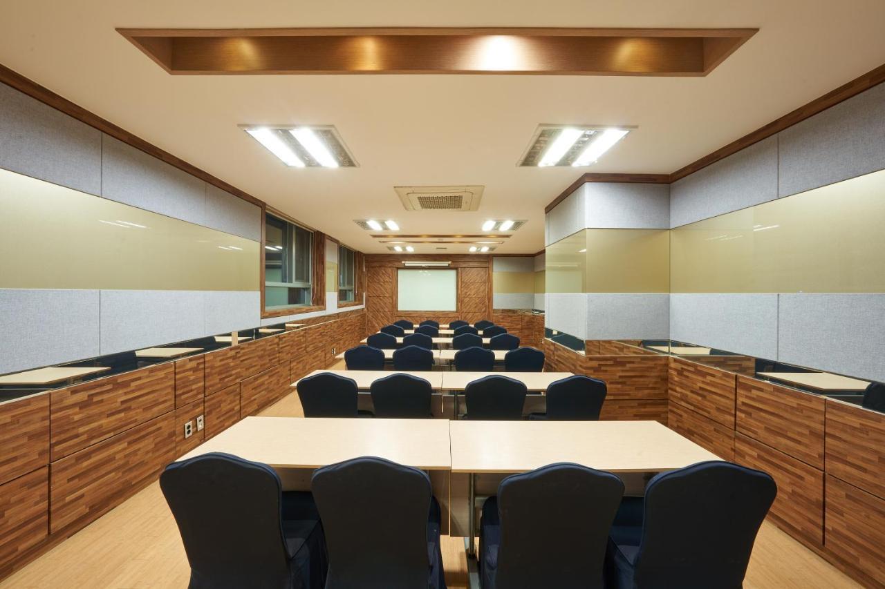 Gyeongju Gg Tourist Hotel Zewnętrze zdjęcie