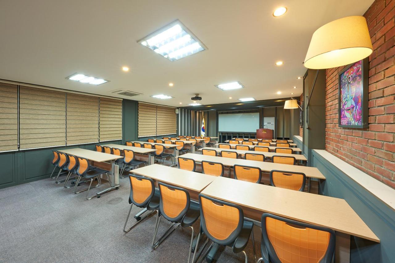 Gyeongju Gg Tourist Hotel Zewnętrze zdjęcie