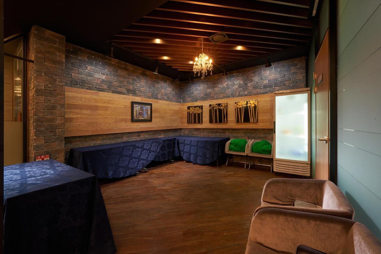 Gyeongju Gg Tourist Hotel Zewnętrze zdjęcie